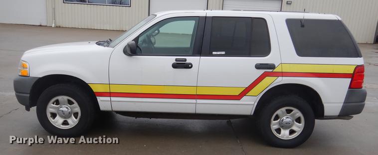 image for item DX9491 2002 Ford Explorer SUV