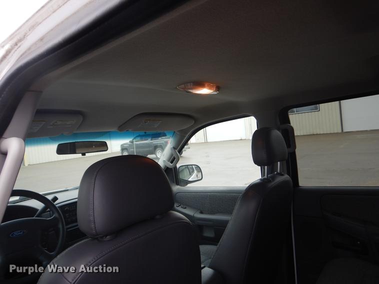 image for item DX9491 2002 Ford Explorer SUV