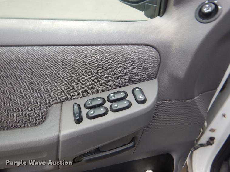 image for item DX9491 2002 Ford Explorer SUV