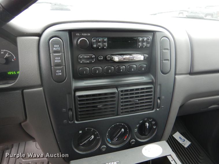 image for item DX9491 2002 Ford Explorer SUV