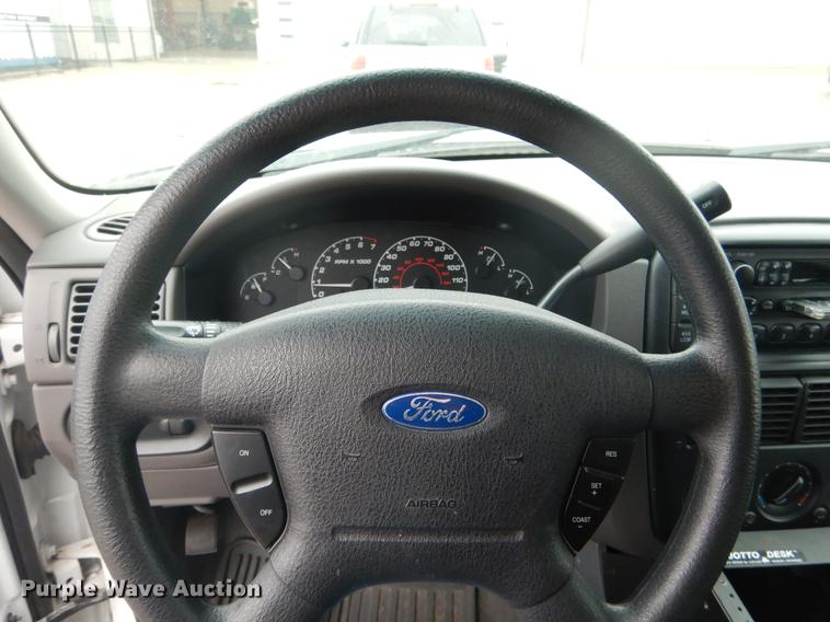 image for item DX9491 2002 Ford Explorer SUV