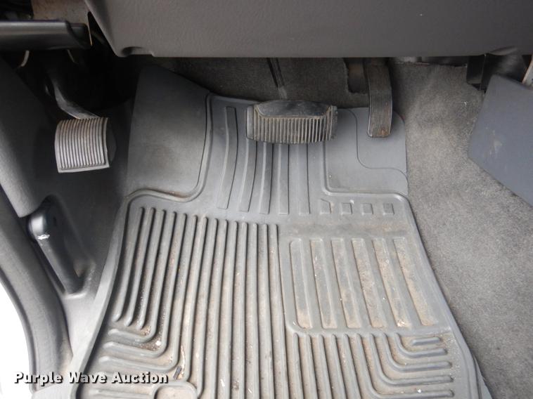 image for item DX9491 2002 Ford Explorer SUV