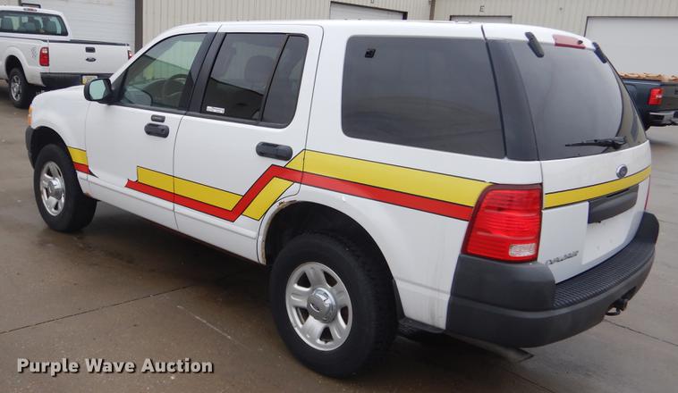 image for item DX9492 2003 Ford Explorer SUV