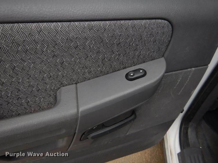 image for item DX9492 2003 Ford Explorer SUV