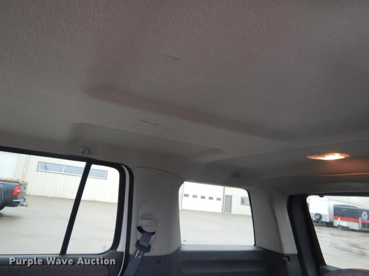 image for item DX9492 2003 Ford Explorer SUV