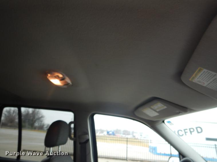 image for item DX9492 2003 Ford Explorer SUV