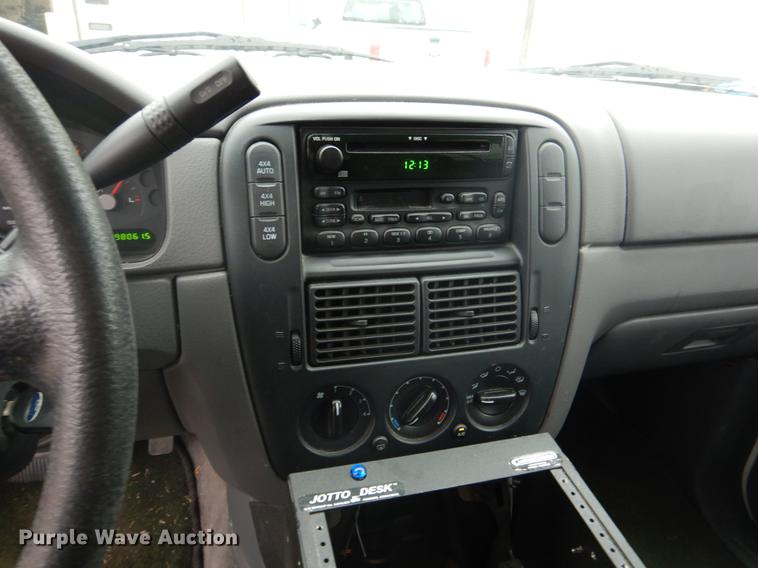 image for item DX9492 2003 Ford Explorer SUV