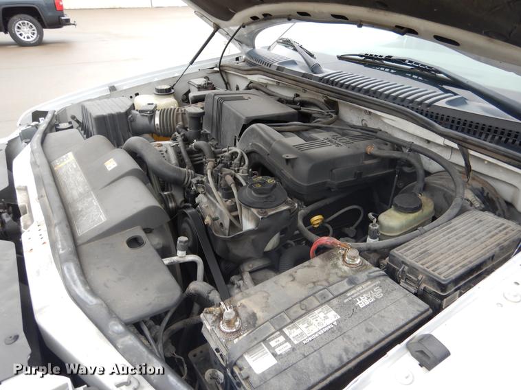 image for item DX9492 2003 Ford Explorer SUV