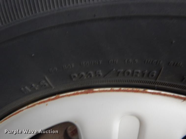 image for item DX9492 2003 Ford Explorer SUV