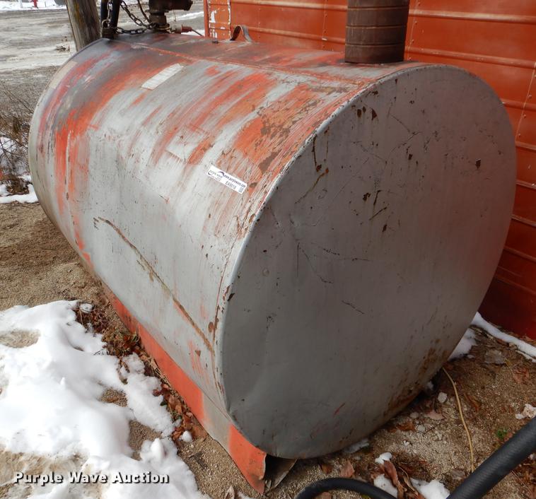 image for item EA9018 (2) fuel tanks