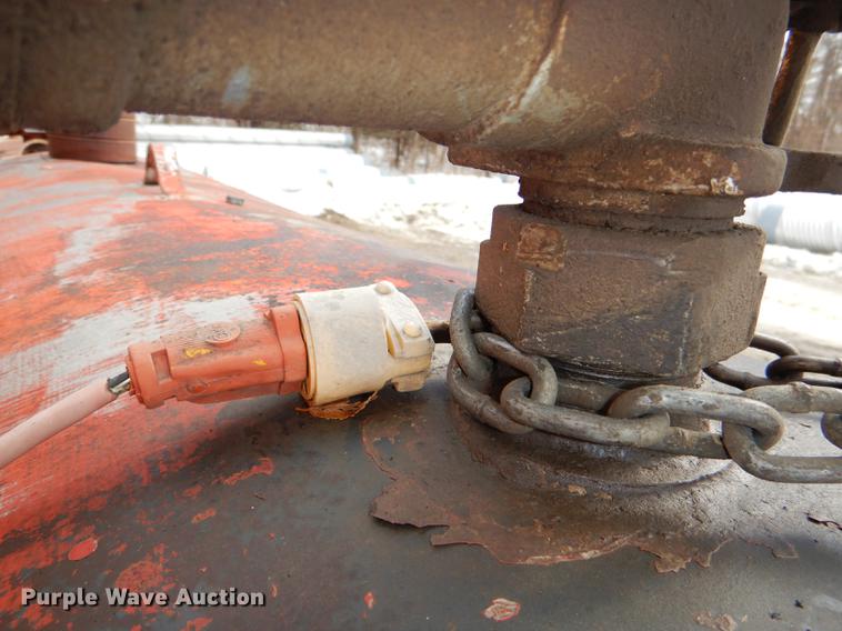 image for item EA9018 (2) fuel tanks