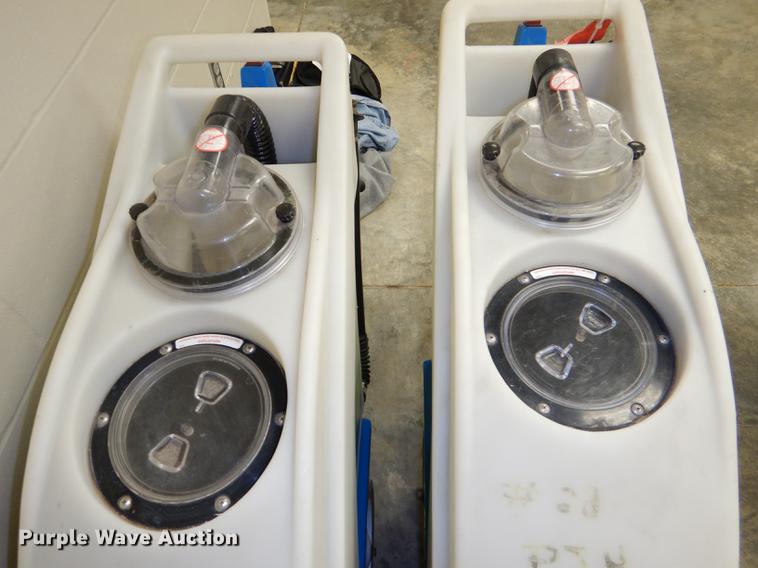 image for item EA9110 (4) Catex Power Eagle 800 carpet extractors