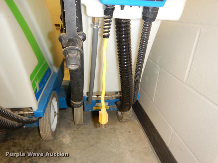 image for item EA9110 (4) Catex Power Eagle 800 carpet extractors