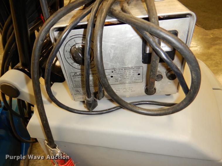 image for item EA9111 (2) Advance Micromatic 14E floor scrubbers