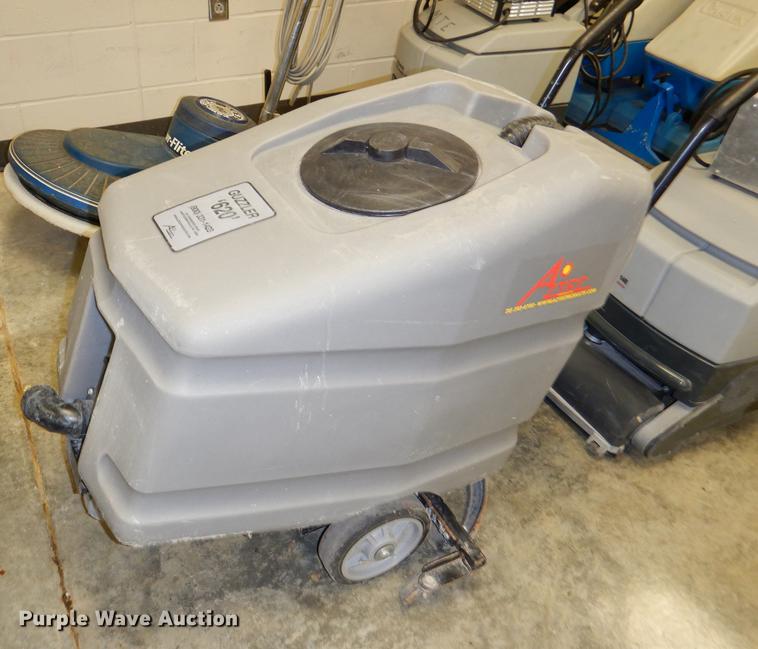 image for item EA9112 Power-Flite 20 orbital floor polisher
