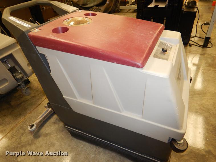 image for item EA9113 (2) Minuteman 200 floor scrubbers