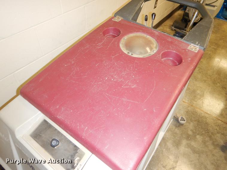 image for item EA9113 (2) Minuteman 200 floor scrubbers