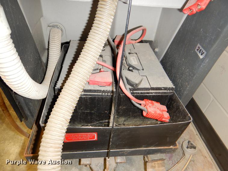 image for item EA9113 (2) Minuteman 200 floor scrubbers