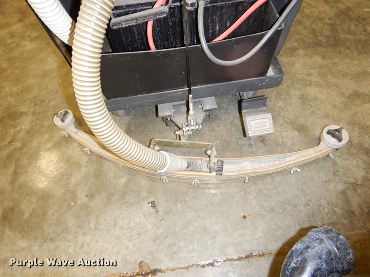 image for item EA9113 (2) Minuteman 200 floor scrubbers