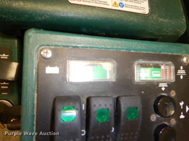 image for item EA9114 (2) Speed floor scrubbers