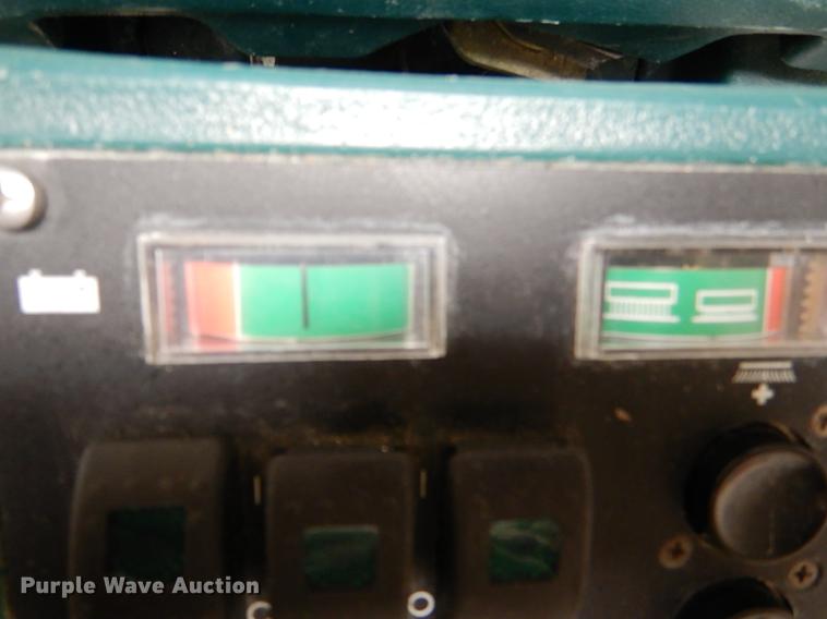 image for item EA9114 (2) Speed floor scrubbers