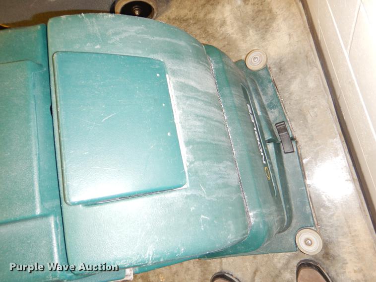 image for item EA9114 (2) Speed floor scrubbers