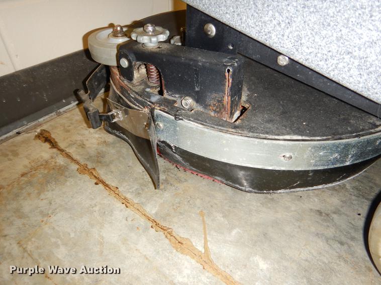 image for item EA9115 Tomcat 2023 floor scrubber