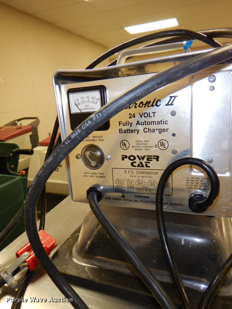 image for item EA9115 Tomcat 2023 floor scrubber