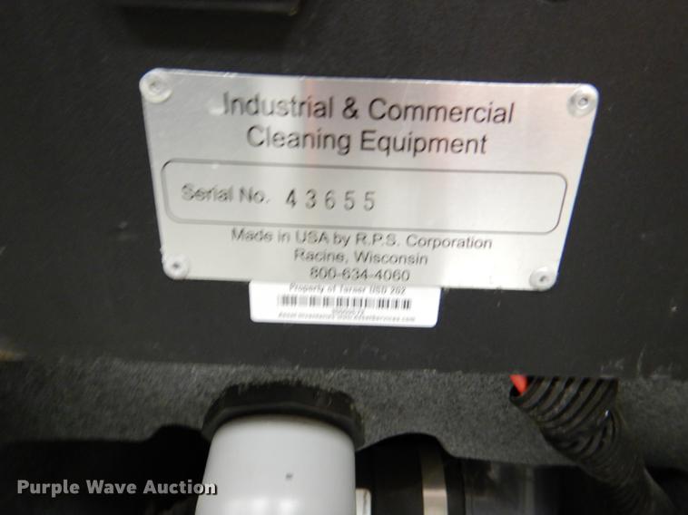 image for item EA9115 Tomcat 2023 floor scrubber