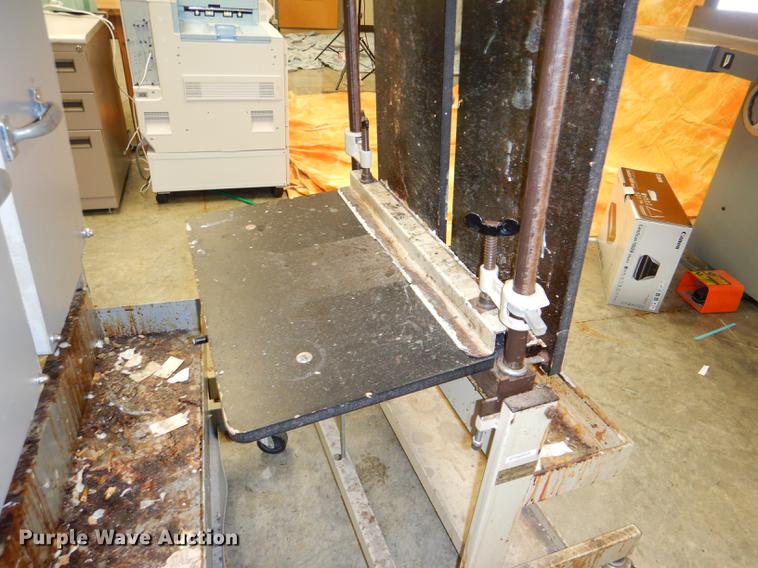 image for item EA9117 (2) Paddy Wagon padding presses