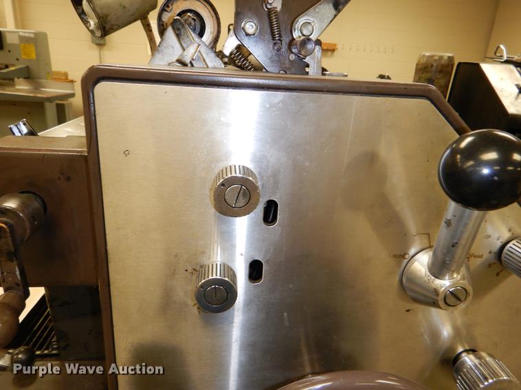 image for item EA9120 AB Dick 9850 printing press