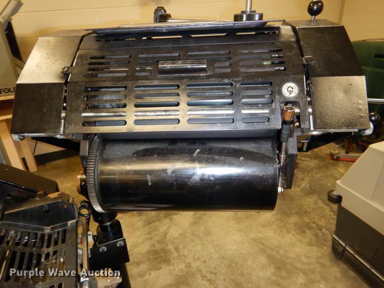 image for item EA9121 AB Dick 9870 printing press