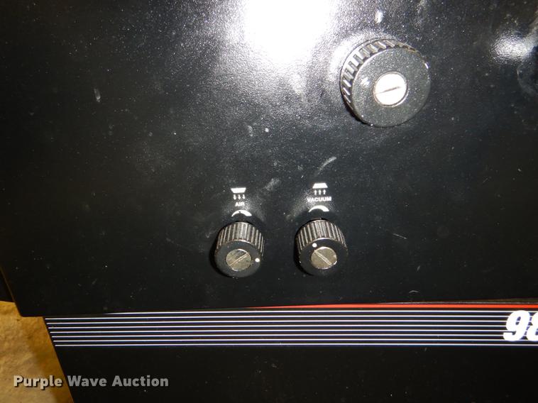 image for item EA9121 AB Dick 9870 printing press