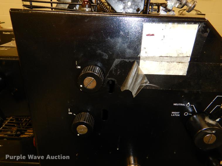 image for item EA9121 AB Dick 9870 printing press