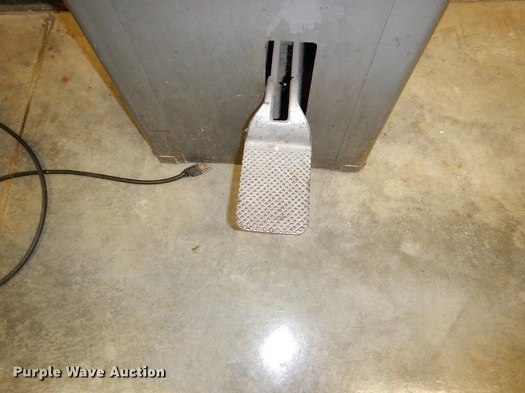 image for item EA9123 Paper equipment