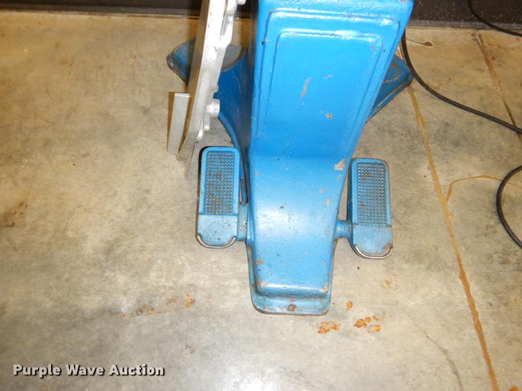 image for item EA9124 1973 Interlake S3A stitcher