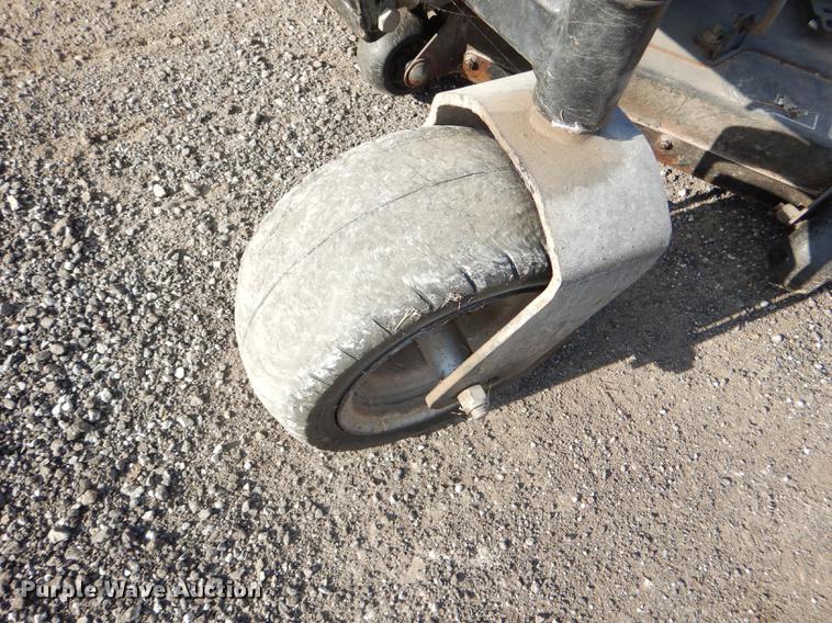 image for item EA9127 Dixie Chopper Classic 2760T  ZTR lawn mower