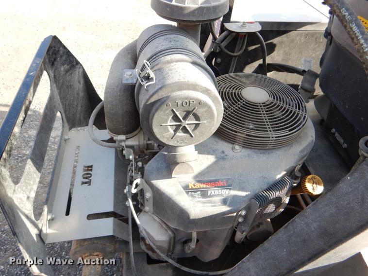 image for item EA9127 Dixie Chopper Classic 2760T  ZTR lawn mower