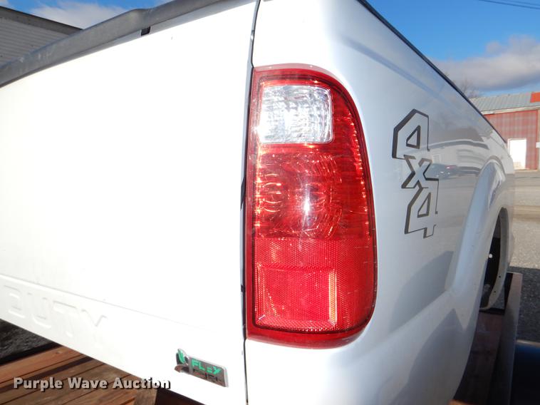 image for item EA9128 2011 Ford F250 SuperDuty truck bed