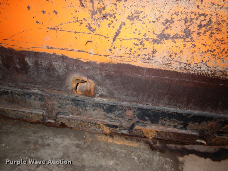 image for item EA9137 Henke 36R11 snow plow