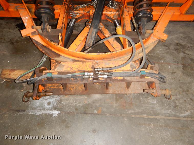 image for item EA9137 Henke 36R11 snow plow