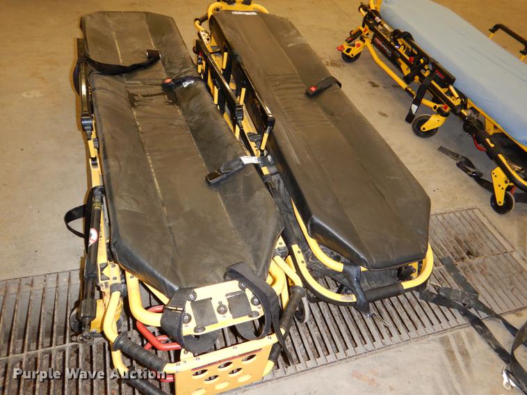(2) MX Pro ambulance cots in Westmoreland, KS Item EA9151 sold