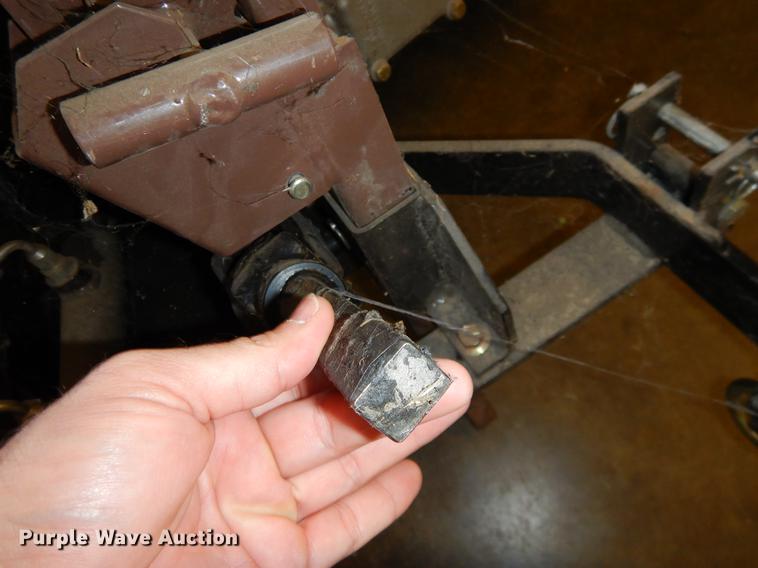 image for item ER9372 2009 Grasshopper M24P5FMOR broom