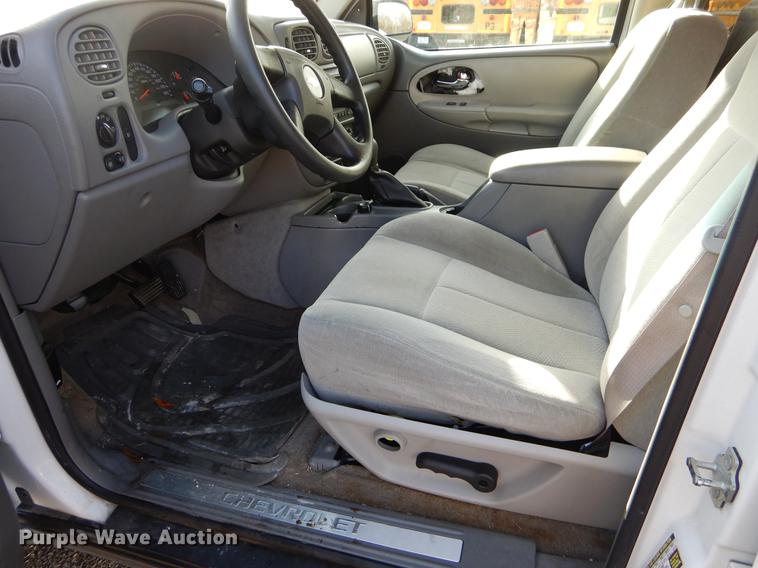 image for item ER9374 2005 Chevrolet TrailBlazer LS SUV