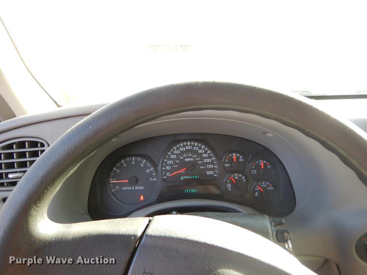 image for item ER9374 2005 Chevrolet TrailBlazer LS SUV