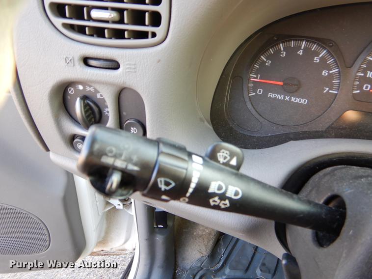 image for item ER9374 2005 Chevrolet TrailBlazer LS SUV