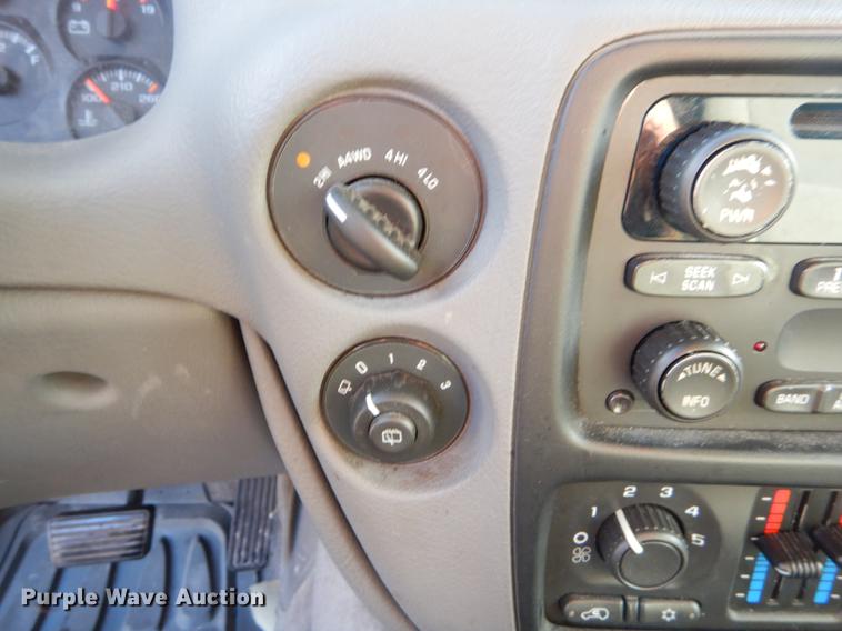 image for item ER9374 2005 Chevrolet TrailBlazer LS SUV