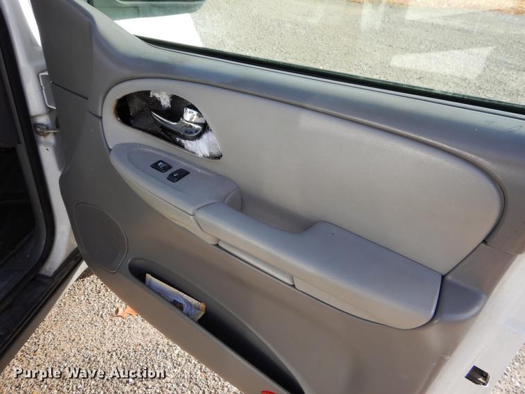 image for item ER9374 2005 Chevrolet TrailBlazer LS SUV