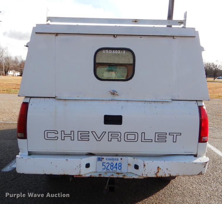 image for item ER9376 1994 Chevrolet Cheyenne 1500 pickup truck