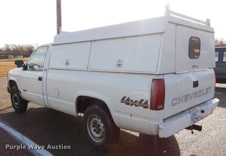 image for item ER9376 1994 Chevrolet Cheyenne 1500 pickup truck